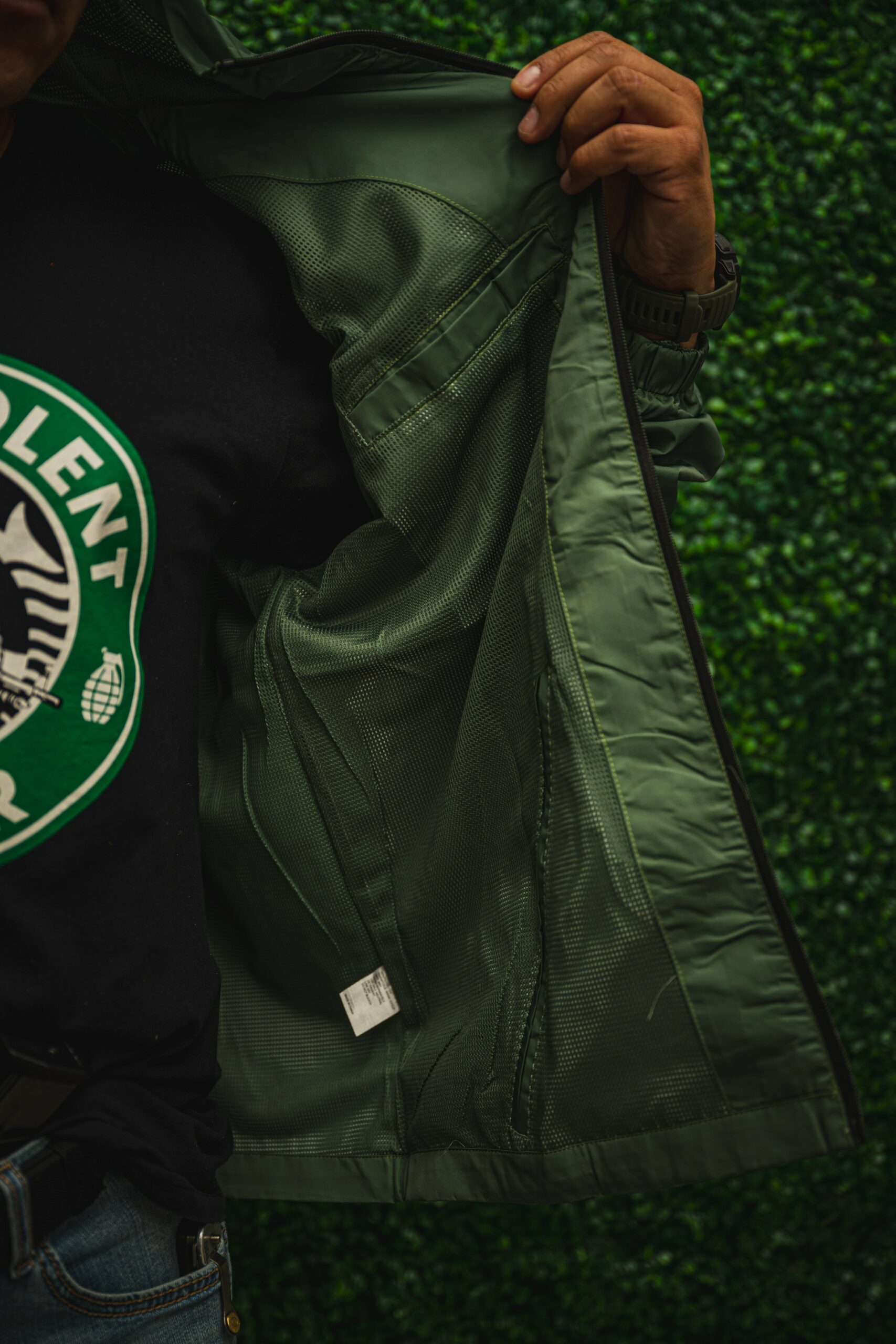 QVO Windbreaker - Green - Image 4